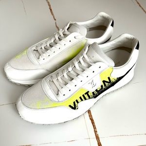 LOUIS VUITTON Calfskin Run Away Sneakers 39 White 1287689